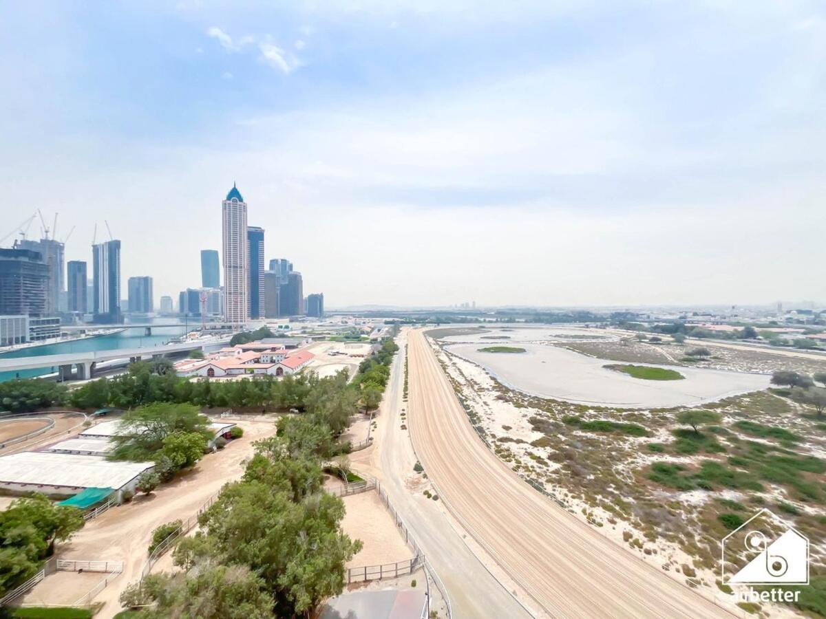 Wonderful 2b With Canal Views At Amna Tower Apartment