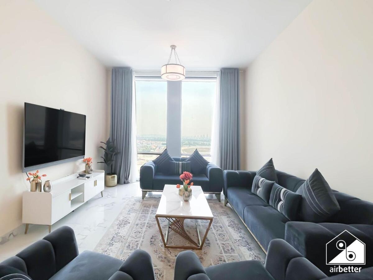 Wonderful 2b With Canal Views At Amna Tower Apartment *